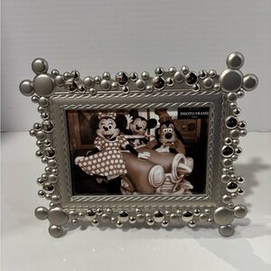 Disney parks Mickey Mouse Heads Icon Silver Tone Metal Picture Frame 4x6